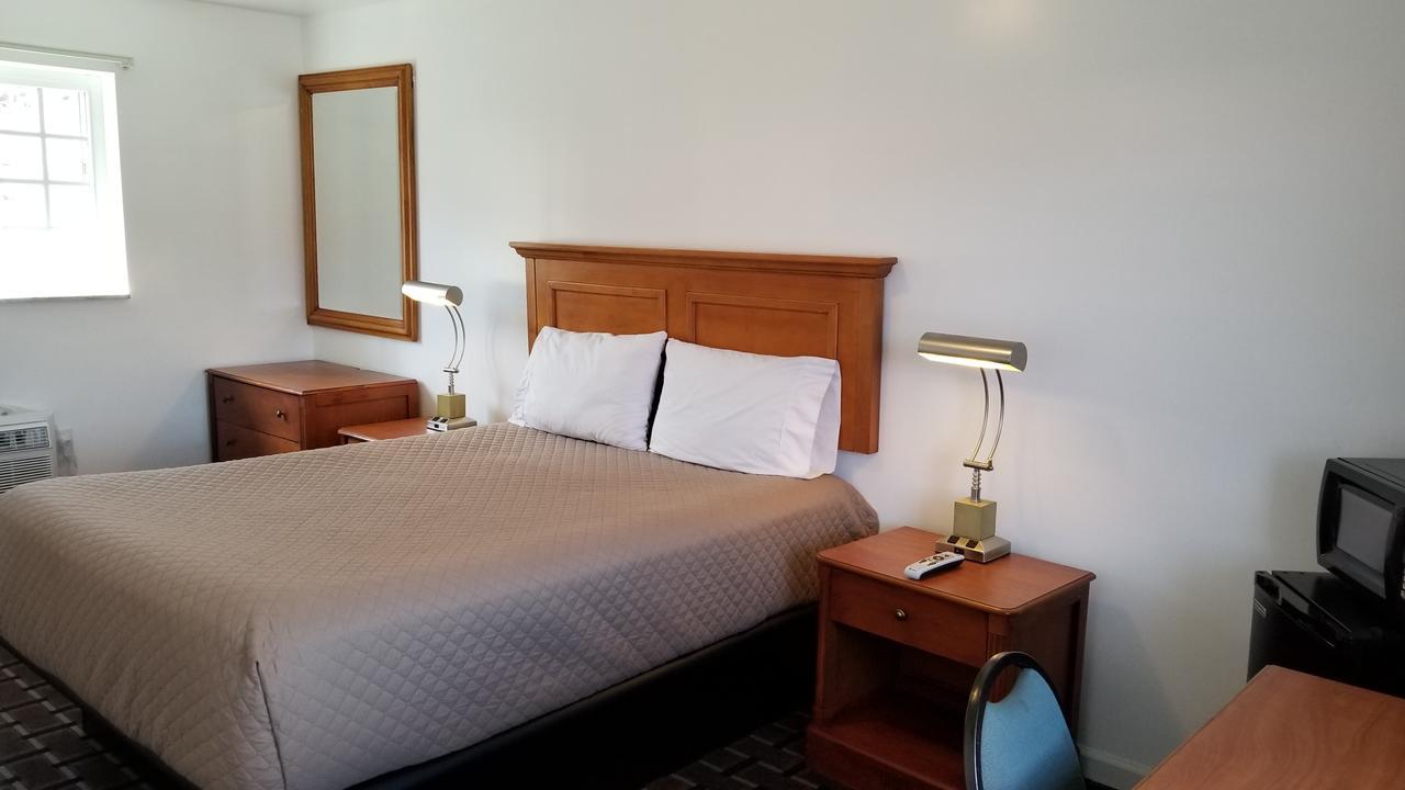 Budget Inn Breezewood 外观 照片